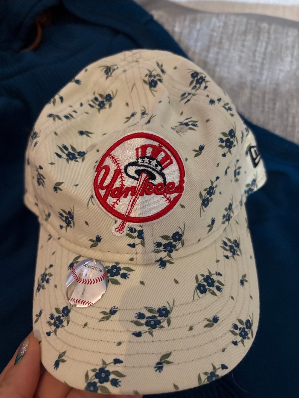 New York Yankees Floral Baseball Cap - White & Blue Toddler/small child size